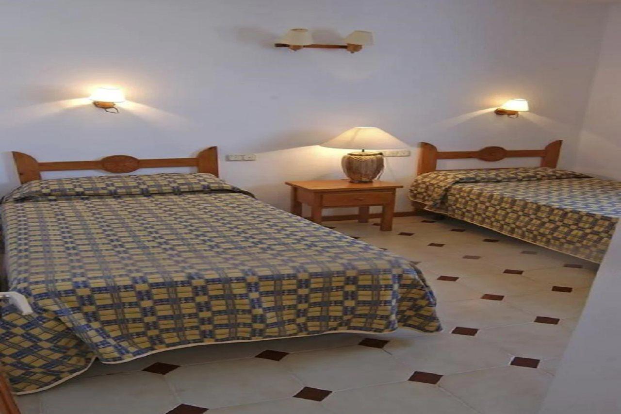 Apartamentos Los Pueblos Puerto del Carmen  Bagian luar foto