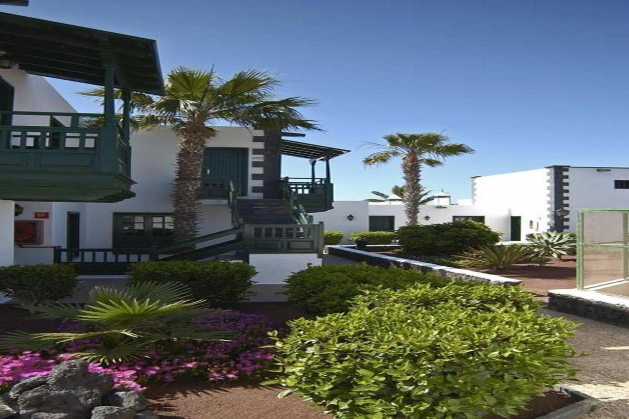 Apartamentos Los Pueblos Puerto del Carmen  Bagian luar foto