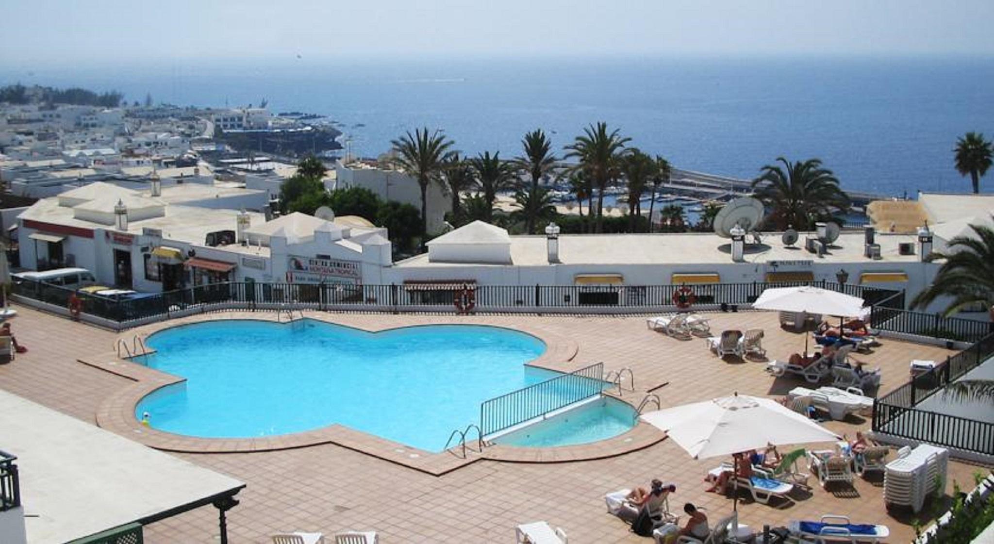 Apartamentos Los Pueblos Puerto del Carmen  Bagian luar foto