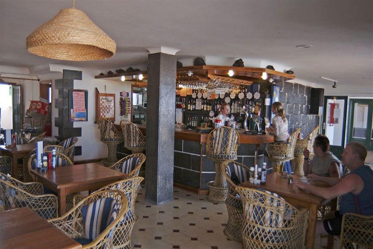 Apartamentos Los Pueblos Puerto del Carmen  Restoran foto
