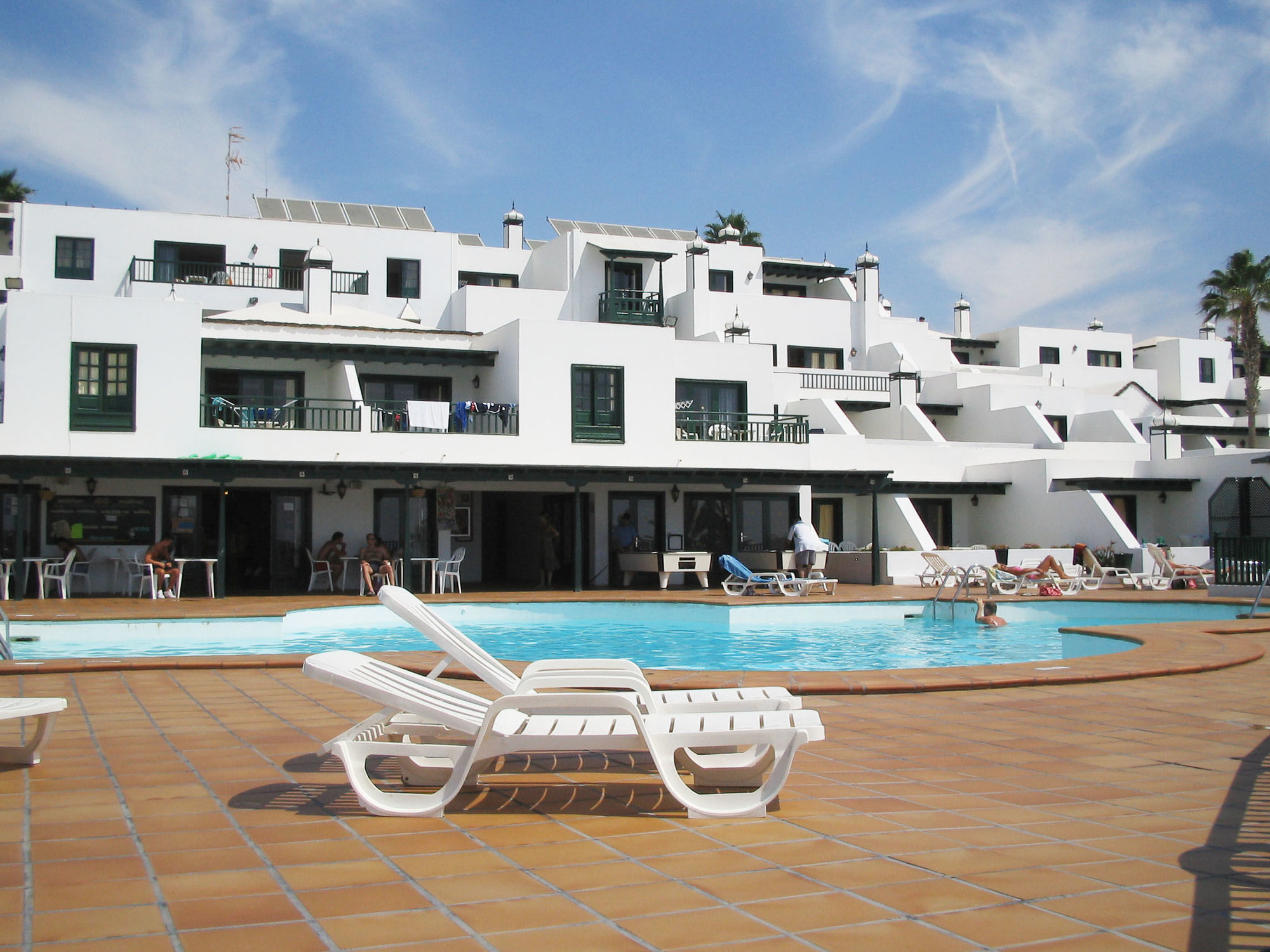 Apartamentos Los Pueblos Puerto del Carmen  Bagian luar foto